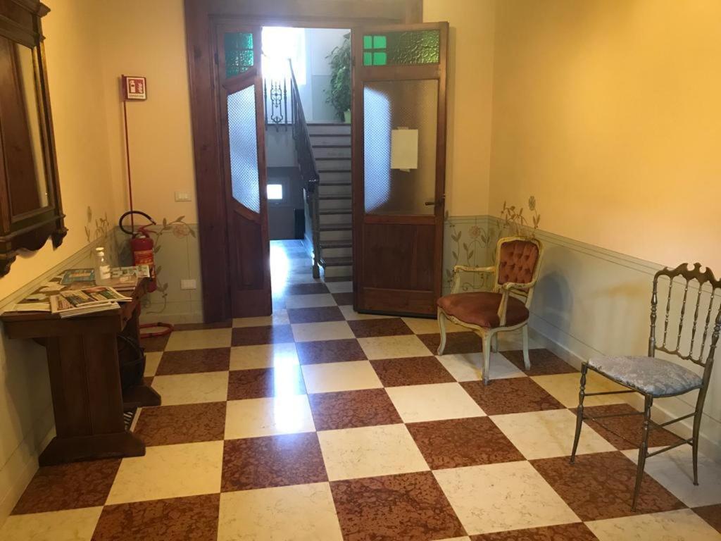 La Sosta Camere & Appartamenti San Felice sul Panaro Ngoại thất bức ảnh